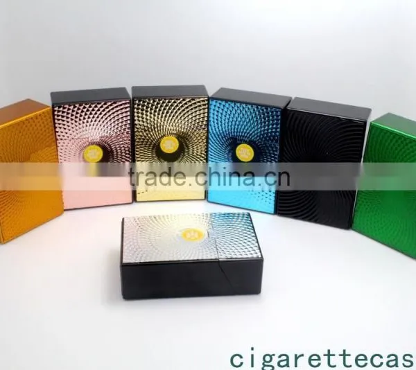 Green Embossed Wave Shape Plastic Cigarette Case for 20s Kind Size 85mm Cigarette Pack Holder photo-6