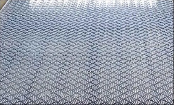 AA1060 H24 5-Bar Aluminum Chequered Plate - Lightweight & Anti-Slip Flooring for Marine & Industrial Use photo-3