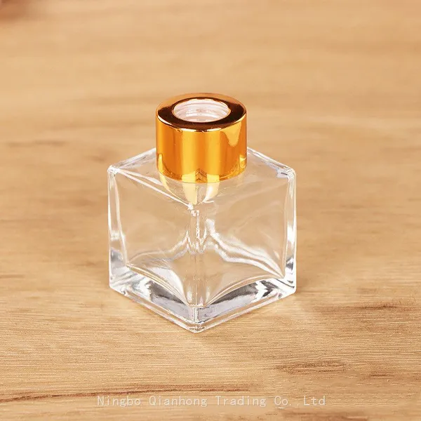 Wholesale Flameless Aroma 50ml Flower Glass Reed Diffuser Square Bottle 100ml Square Reed Diffuser With Wooden Bamboo Lids photo-3