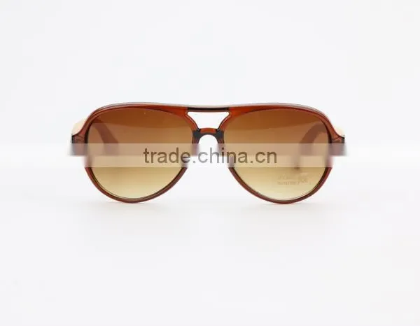 Brown Gradient Sunglasses Custom Bamboo Sunglasses Supplier's Choice photo-2