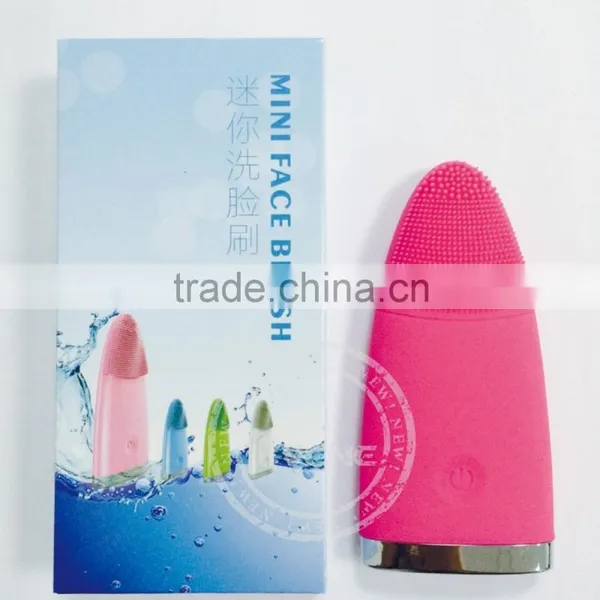 Handheld Vibrating Facial Cleaning Brush Pore Cleaning photo-6