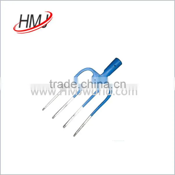 Wholesale 4 Teeth Fork and Steel Pitch Fork Made in China photo-2