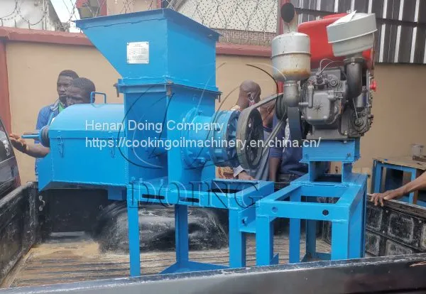 Whole Sale Price Factory Supply Palm Fruit Oil Press Palm Oil Making Machine photo-3