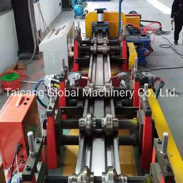 Steel Customized Car Truck Carriage Plate Cold Roll Forming Machine photo-3