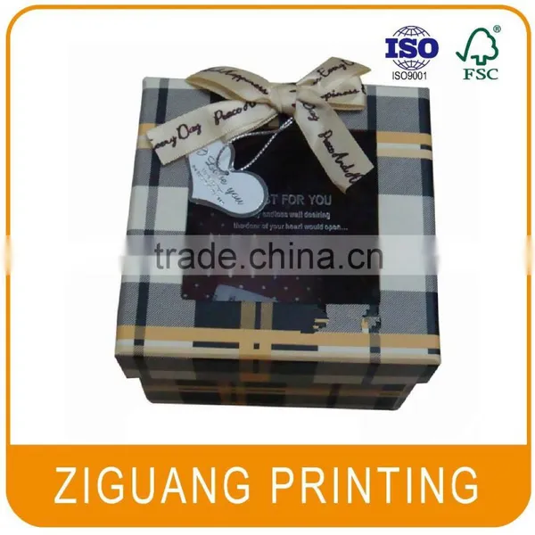 High Quality Paper Gift Box With Clear Pvc Window photo-2