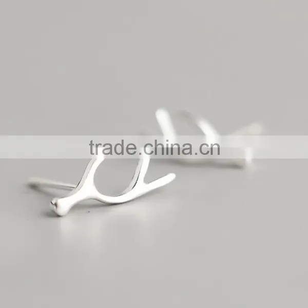 Fashion Popular Deer Design Daily Wear 925 Silver Sud Earrings photo-6