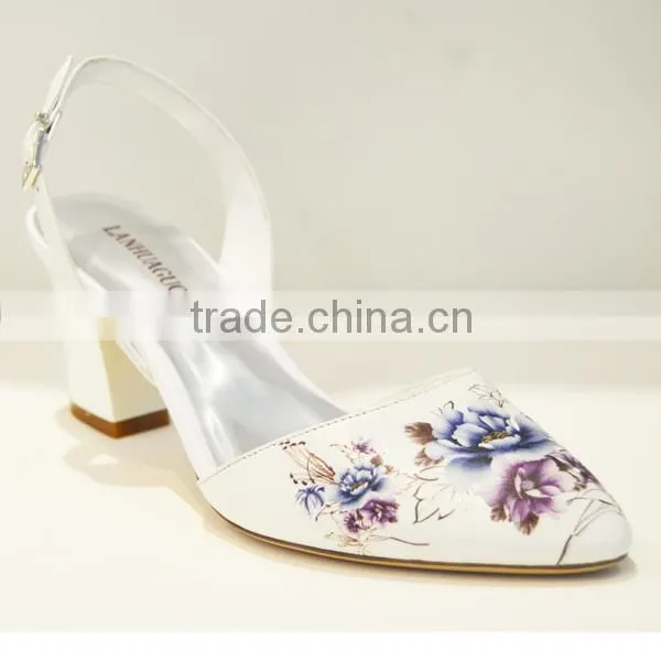 Rubber Outsole Material and Cotton Fabric Lining Material Women Shoes Summer Flower Sandals photo-2