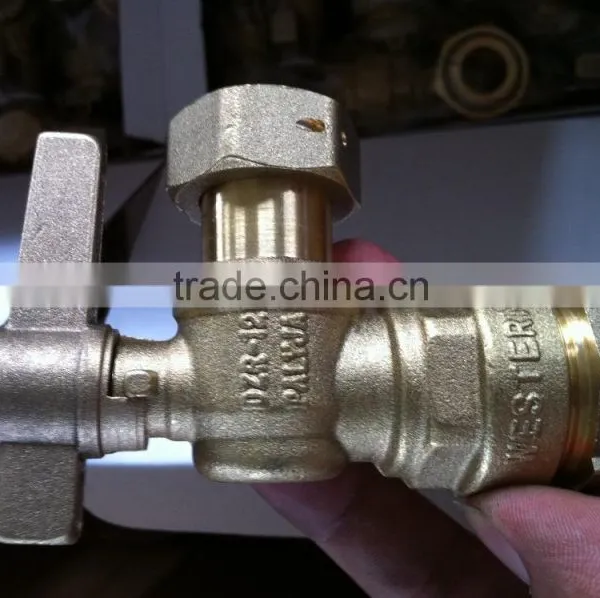 CW617, CW602N Brass Lockable Angle Ball Valve With Key photo-2