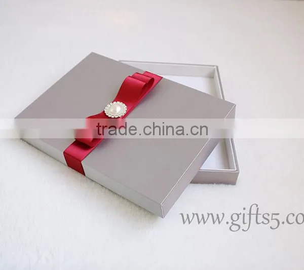 Handmade Luxury Silk Wedding Invitation Boxes Wholesale photo-4