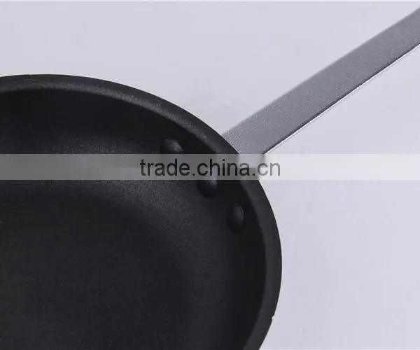 Hot Sale Cut Rim Aluminum Industrial Non-Stick Frying Pan Handle photo-2