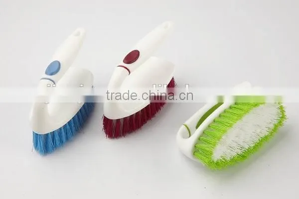 Newest Style Plastic Clothes Brush photo-5