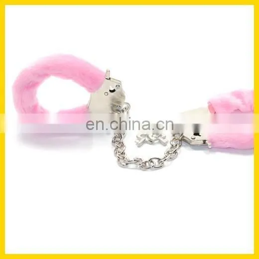 2015 New Style Pink Color Plush Handcuffs photo-3