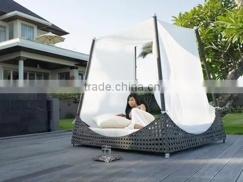 China Outdoor Garden Furniture Poly Rattan Daybed With Canopy (DH-9578) Quality Choice photo-2