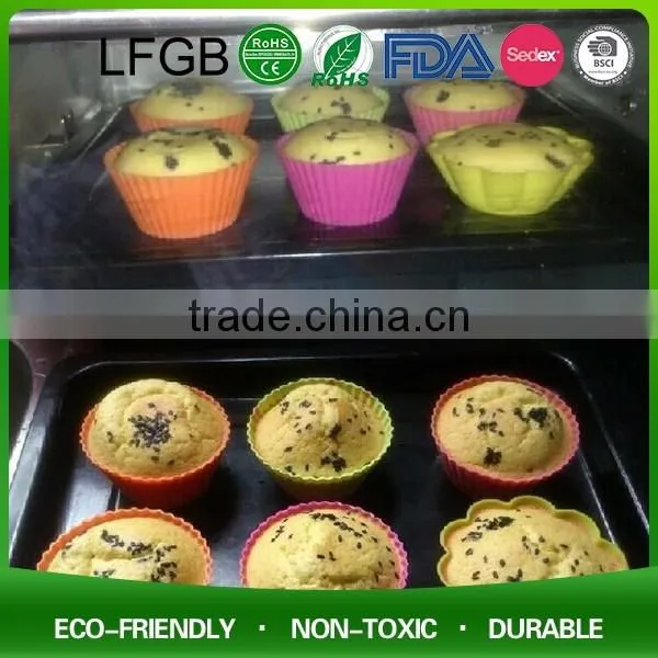 China Supplier Palm Silicone Cake Mould photo-2