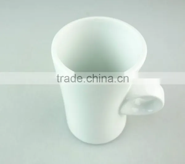 Cheap Porcelain Mug With Good Shape and Handle photo-2