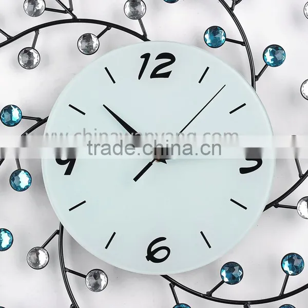 2015 China Wrought Iron Decorative Wall Clock With Diamond photo-2
