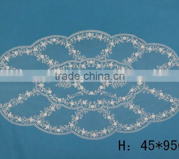 China supplier of table runner embroidery table cloth