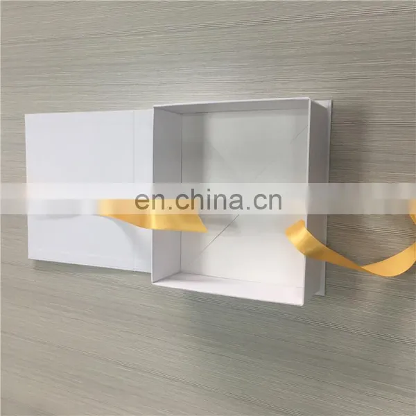 2017 Hot Sales Elegant White Box With 4C Printing Logo for Birthday Gift Packed photo-2