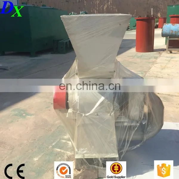 China Made Sawdust Production Tree Cutting Peanut Crusher Machine photo-2