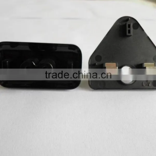ISO Certificate Made in China Hot Sale Power Connector Adapter 2 or 3 Pin Plug Holes photo-4