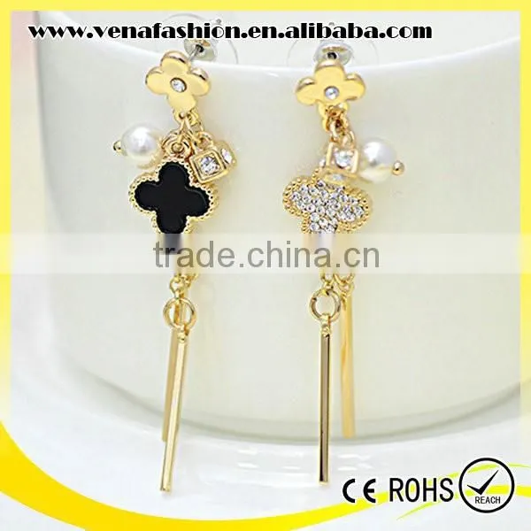 Long Tassel Hanging Mounting Fake Pearl and Diamond Earrings photo-3