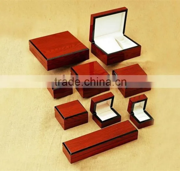 Wholesale Wooden Jewelry Box for Bracelet,necklace, Ring, Velvet Inserts.