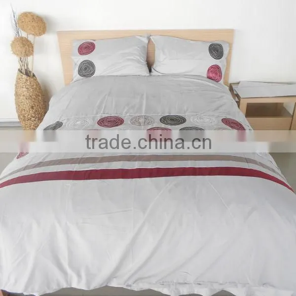 Wholesale 100% Polyester Microfiber Living Room Sets, Embroidery Comforter Sets photo-3