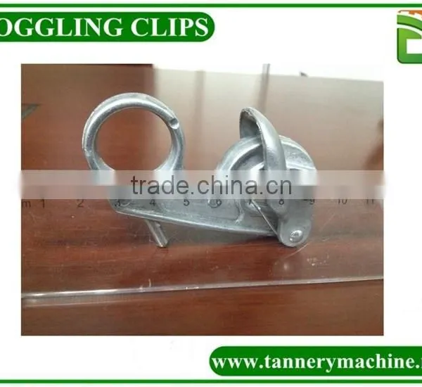 Plastic Hanger Hook Clip for Toggling Machine photo-3