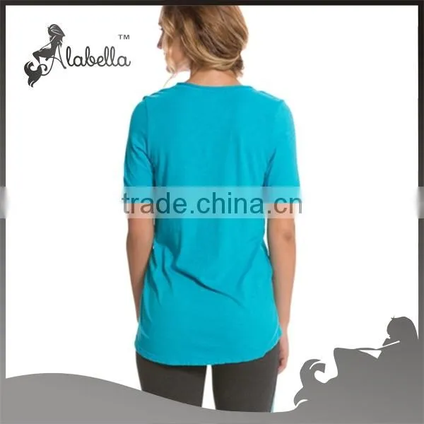 2014 Top Quality Yoga Wear Latest Shirt Designs for Women photo-2