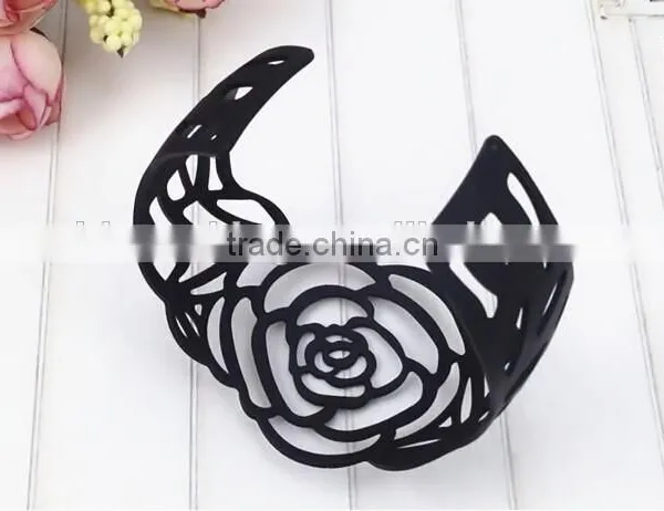 Preety Black Rose Hollow Jewelry Bangles for Girls photo-3