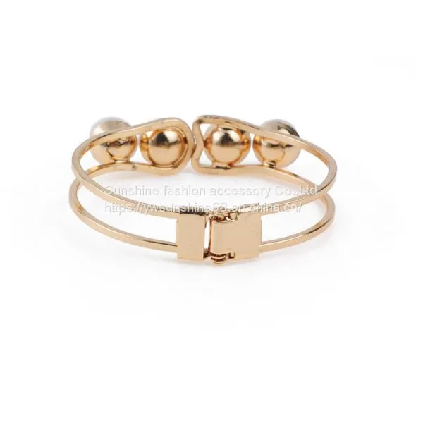 Customized Fashion Bangle Cuff HC06-10885 Stainless Steel Bangles Wholesale Imitation Pearl Bracelets photo-3