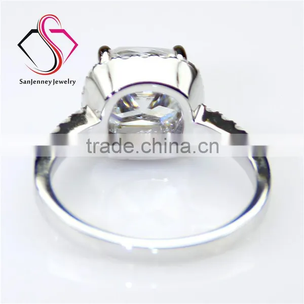Cushion Cut Esmedora Moissanite 1.8CT 7mm Center 14k 18k White Yellow Gold Platinum Diamond Engagement Ring photo-2