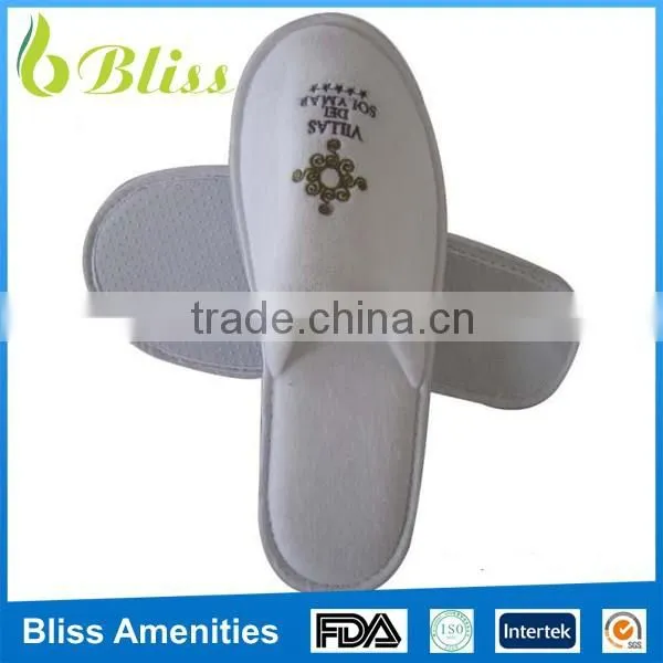 N29 Best Seling Disposable Eco-Friendly Hotel Slippers With Embroideried Customized Logo photo-6