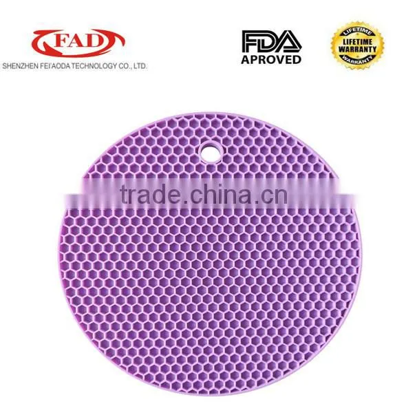 2016 New Product Heat Resistant Silicone Pot Holder photo-2