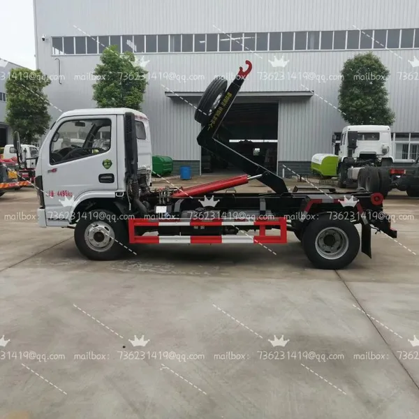 Hook Arm Garbage Truck photo-5