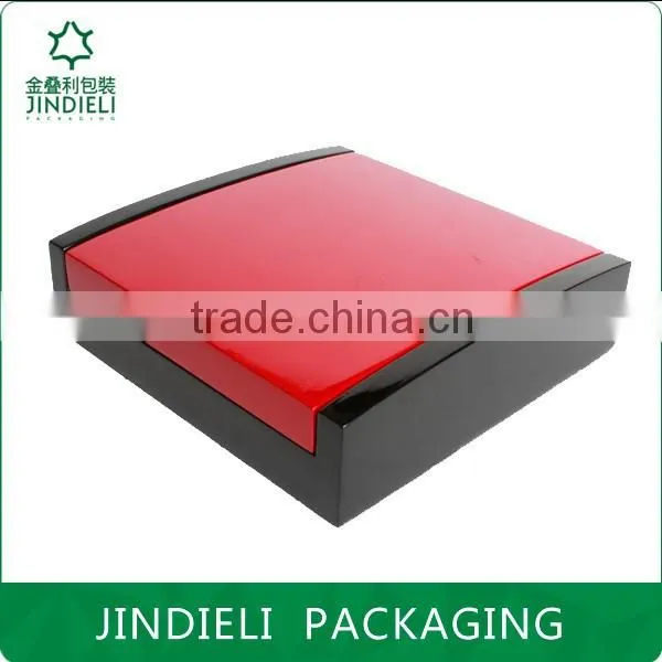 Fashion Red and Black Bright Paint Jewellery Box Packaging photo-3