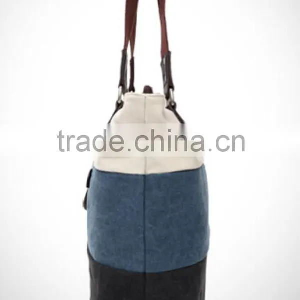 Custom Canvas Tote and Shoulder Portable Large Leisure Travel and Fashion Unsex Shopping Bag photo-4