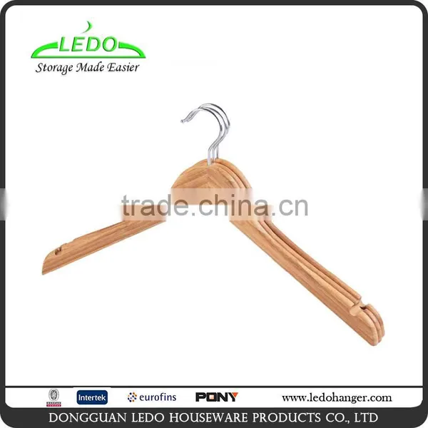 Natural Finish Wooden Coat Hangers With Notched Shoulders and Anti-rust Hook