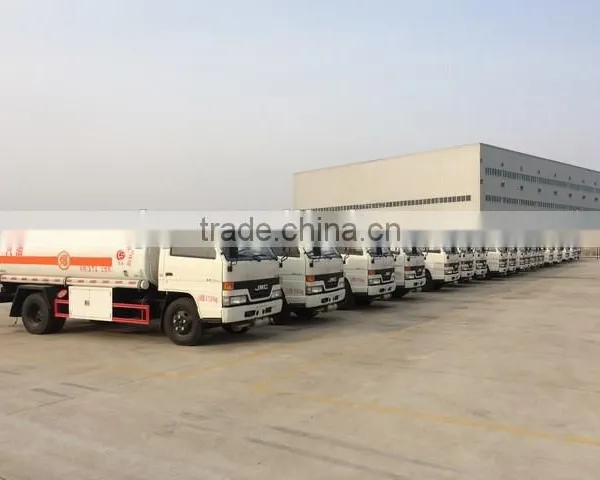 Mini Fuel Tank Truck Made in China JMC 4*2 Mini Fuel Tank Truck photo-2