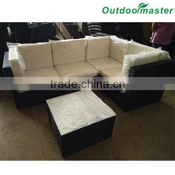 Outdoor and Indoor Cushioned Assembled Black Rattan Sofa Set photo-2
