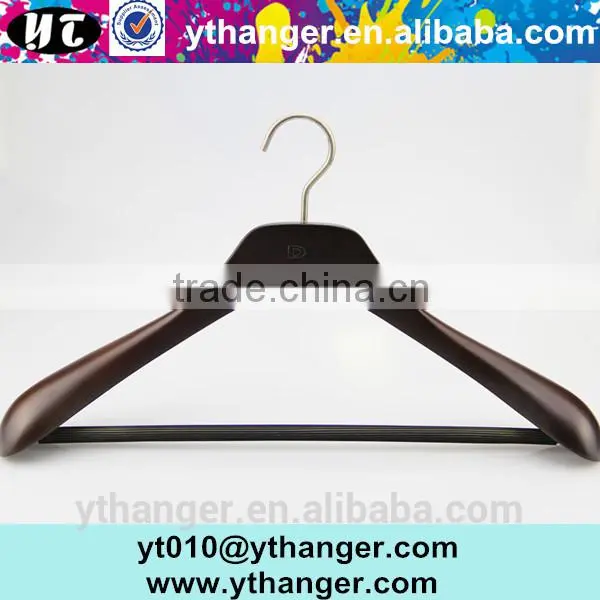 YY0530 Supplier Bulk Wide Shoulder Flat Wood Clothes Hanger Hotel Wooden Hanger photo-4