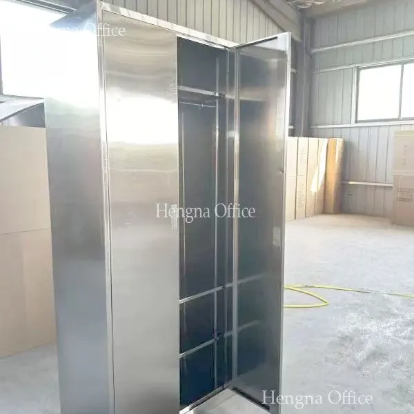 Safety and Durability Considerations for 3-Tier Stainless Steel Employee Locker Cubbies|High 40HQ Container Capacity —HNJUNTUO photo-2