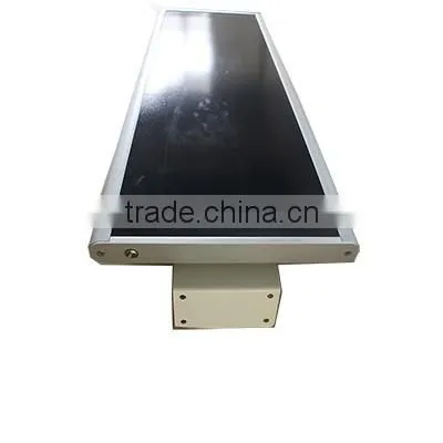 Sunpower Solar Panel Integrated 30W LED Street Lamp photo-3