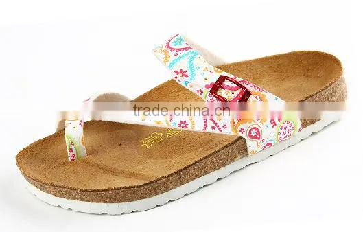 Latest Women Flower Printting Wooden Shoes Female Sandal