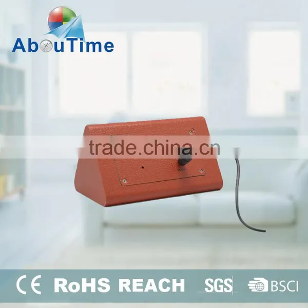 2016 Customized Cheap Red Triangle Wooden Led Digital Alarm Clock photo-3