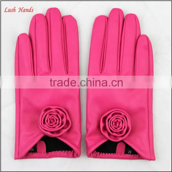 Ladies Cheap PU Leather Hand Gloves Rose With Roses