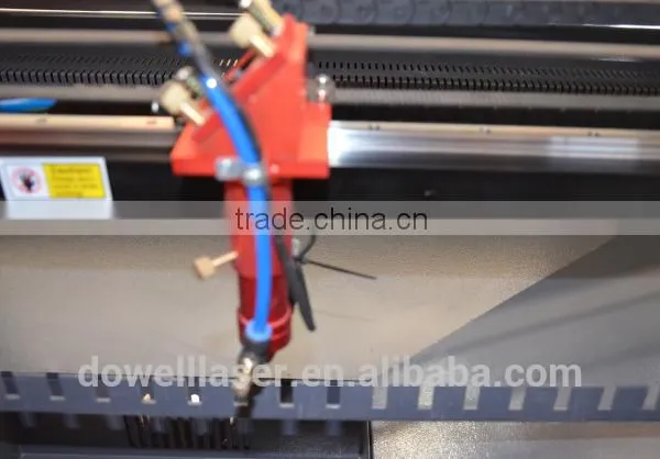2016 Designed Hot Sale CO2 Laser Cutting Machine for Cloth/acrylic/leather of Dowell photo-5