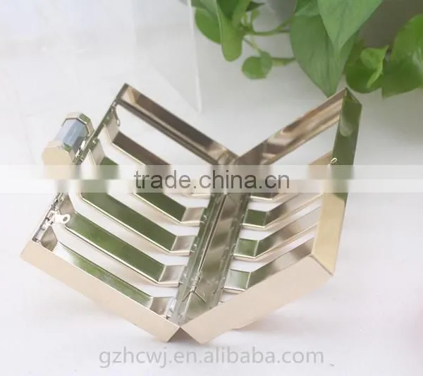 18*10 cm Metal Frame, Shiny Gold Metal Frame, Guangzhou Metal Purse Frame photo-3
