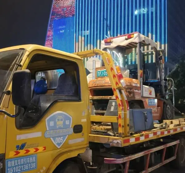 Rental of Forklifts on Fengbao Road, Rental of 200-ton Cranes, Rental of Aerial Work Platforms, Container Loading and Unloading, and Lifting and Installation Services photo-3