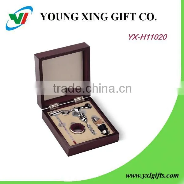 Hot Seller Wine Accessory Set for Bar,wine Accessory Set With Wooden Box